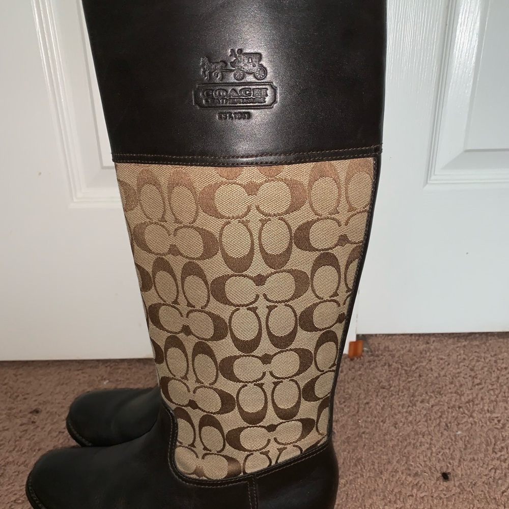 Coach boots